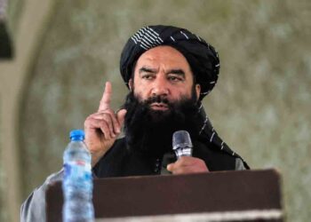 وزیر طالبان به مخالفان: برگردید، افغانستان خانه‌ی مشترک همه است