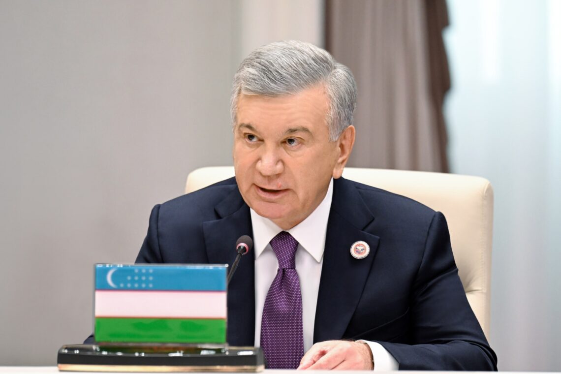 ازبیکستان از سازمان همکاری شانگهای خواست با طالبان گفت‌وگو کند
