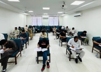 پاکستان به دانشجویان طب اهل افغانستان دستور داد به کشور خود برگردند