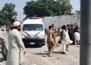 حمله به مقر پولیس کوهات پاکستان ۱۶ کشته به جا گذاشت