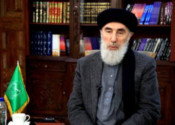 حکمتیار: طرفداران حزب اسلامی روابط حزبی خود با طالبان و جمعیت اسلامی را قطع کنند