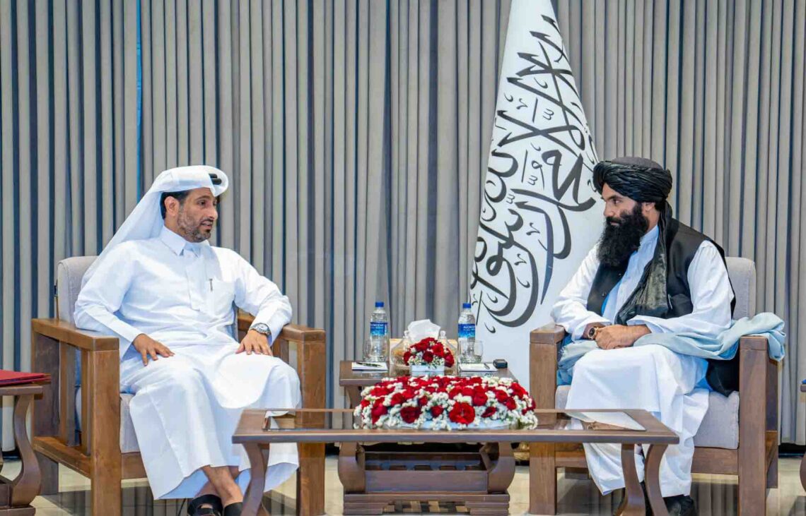 معاون شورای امنیت ملی قطر با وزیر داخله‌ی طالبان نیز دیدار کرد