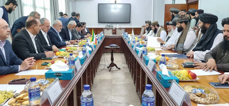 وزیر ایرانی: در پی تقویت روابط بازرگانی و اقتصادی با طالبان هستیم