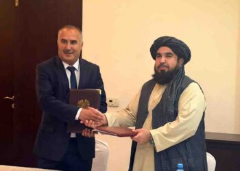 طالبان برای تامین برق مناطق مرزی بدخشان با شرکتی تاجیکستانی موافقت‌نامه امضا کرد